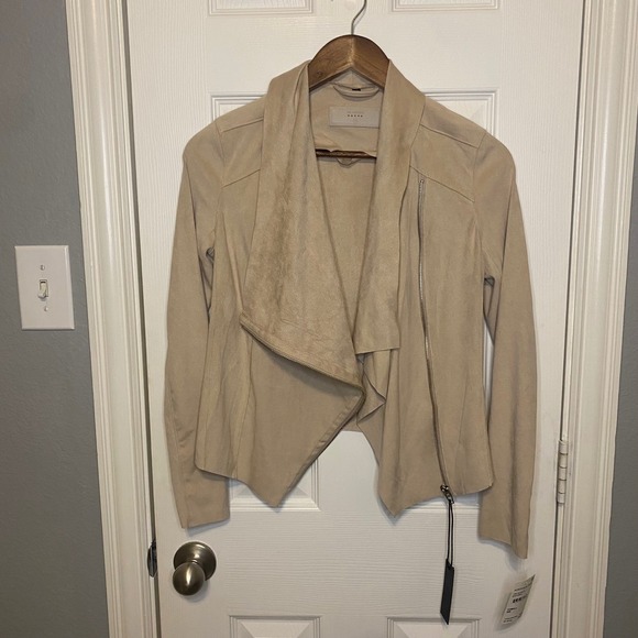 BLANKNYC Jackets & Blazers - BLANKNYC Jacket NWT Womens XS Suede Drape Collar Asymmetrical Zip Moto Beige